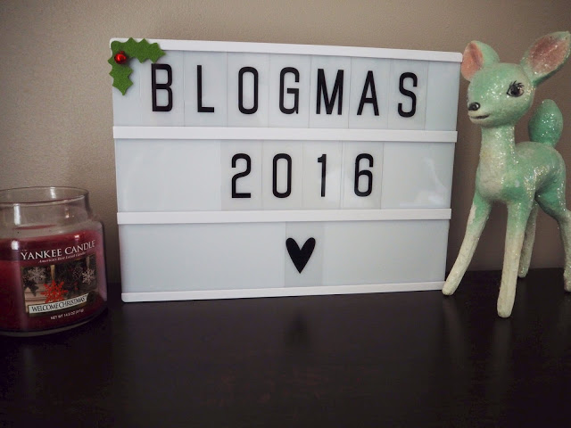 Blogmas Day 1 | Hello December