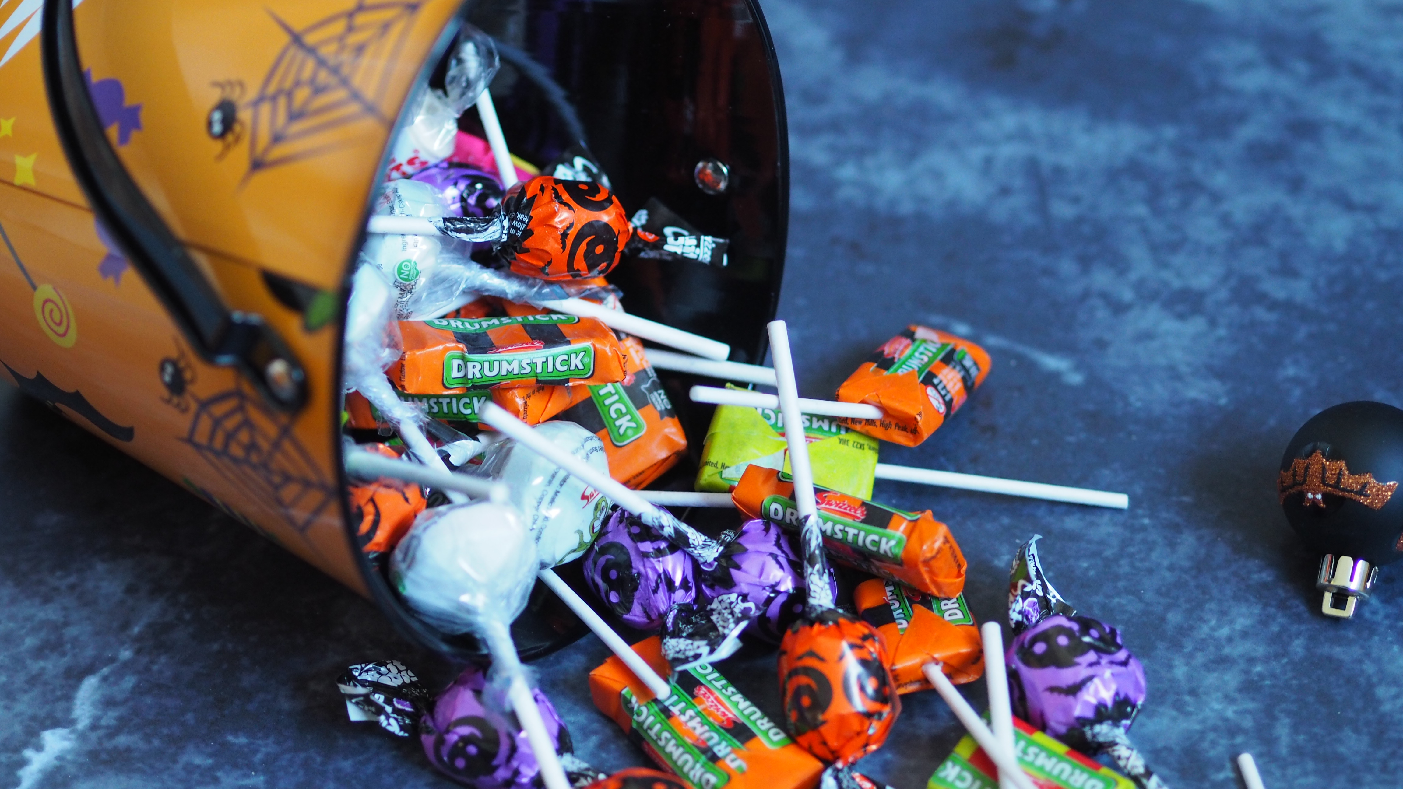 Countdown to Halloween things to do for Halloween #halloween #countdown #prep #bucket #list