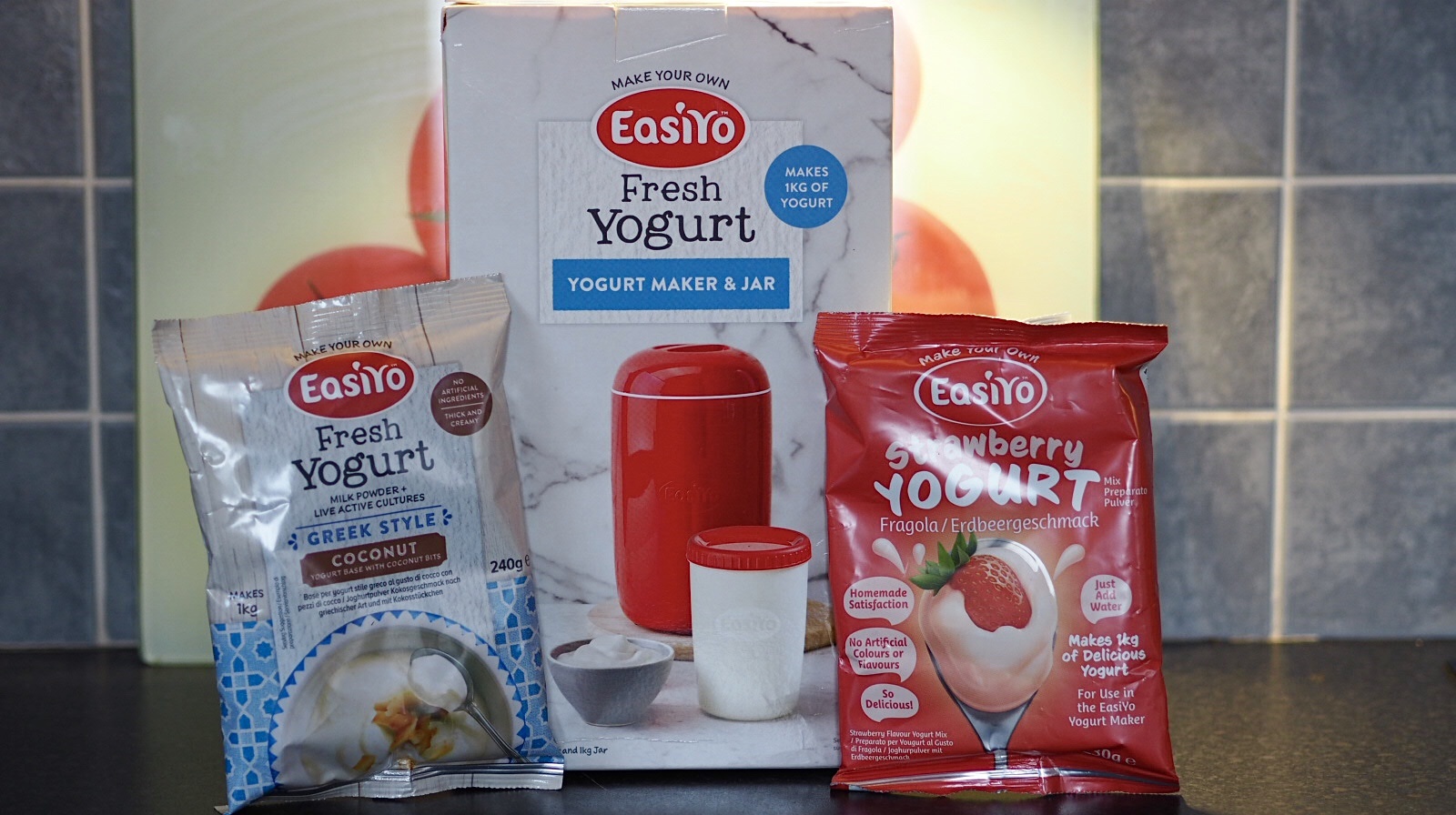 Easiyo Yogurt Maker Review | Making your own yogurts has never been easier thanks to the Easiyo Yogurt Maker. There are lots of delicious yogurt flavours to try